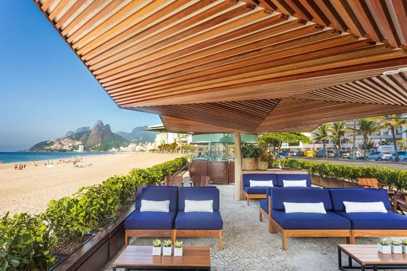 Rio de Janeiro 461 anos tem brinde coletivo na orla