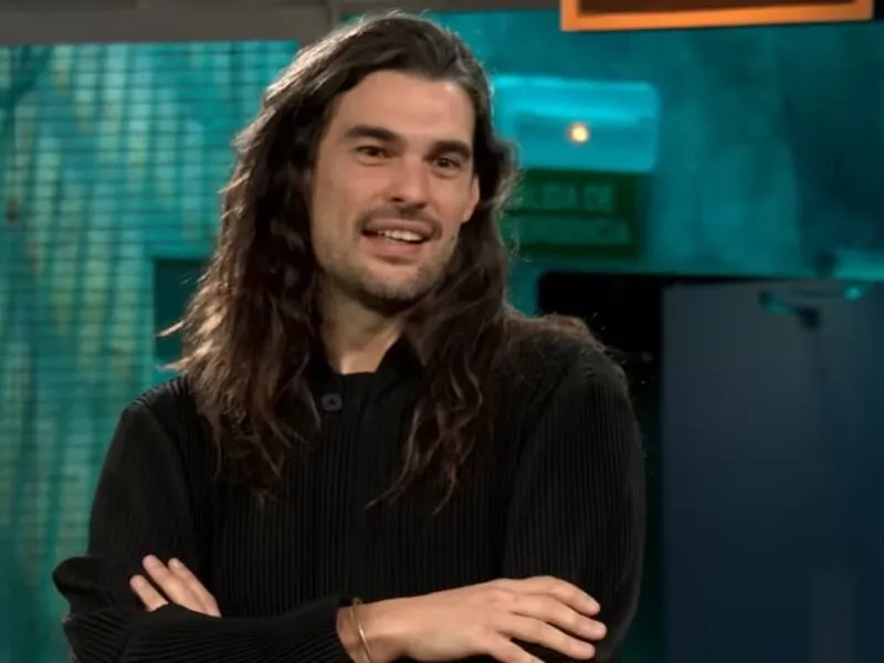 “Sinto muito se ofendi pessoas”, diz diretor de “Sirât” após polêmica com brasileiros no Oscar