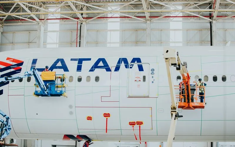 Todos os Boeing 777 da Latam usarão tecnologia inovadora para reduzir poluentes