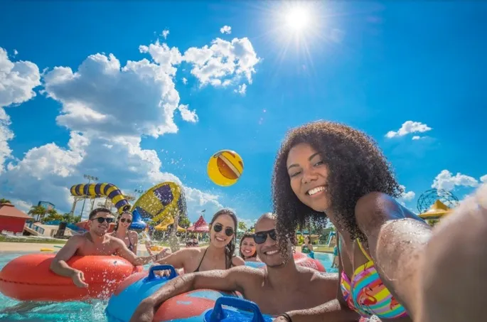 Wet’n Wild anuncia programação especial para o CarnaWet 2026