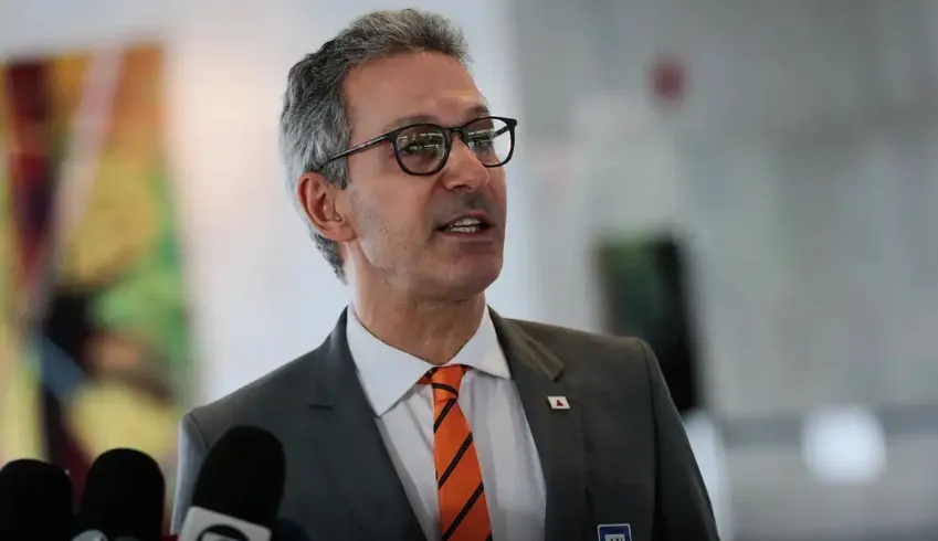 Zema diz que se sente honrado, mas que não recebeu proposta para ser vice de Flávio