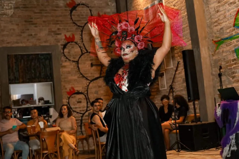 Drag Dinner Alagoas abre 2026 com “Brazilian Queens” e transforma Maceió em palco da arte drag