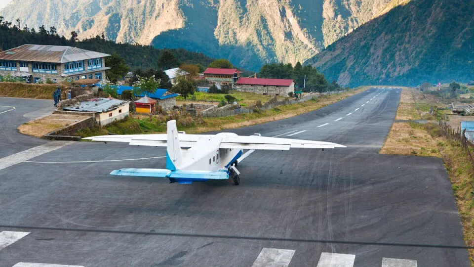 8 dos pousos de aeroporto mais aterrorizantes do mundo que voc precisa ver para crer