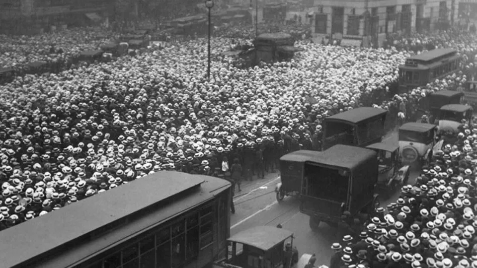 A breve histria maluca dos chapus