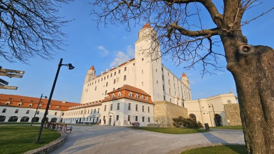 Bratislava revela charme histórico e clima acolhedor na Eslováquia em roteiro pelo Danúbio com AmaMagna; veja fotos