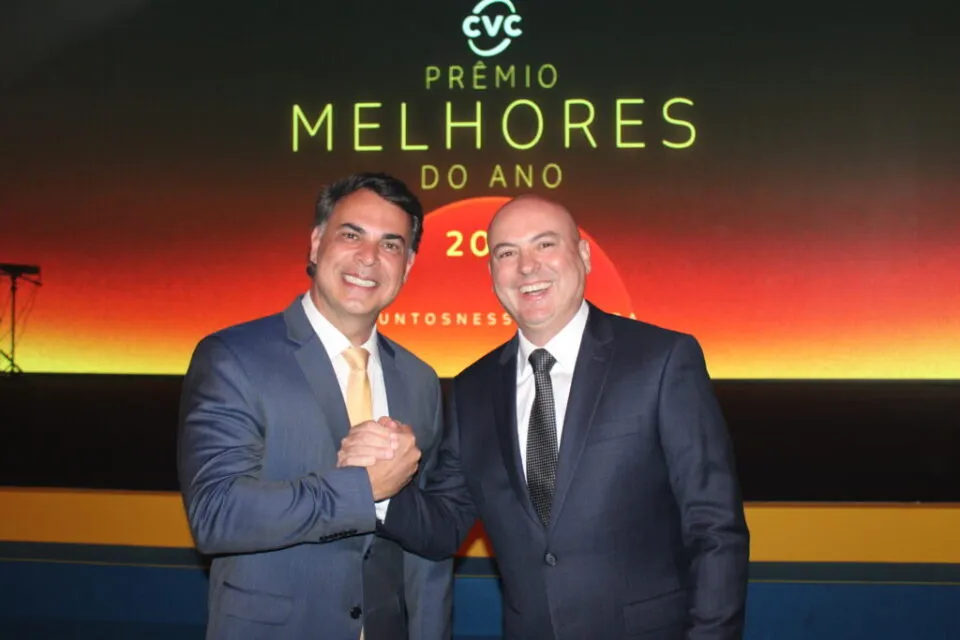 Clima de expectativa marca início da noite de premiação da CVC; veja fotos