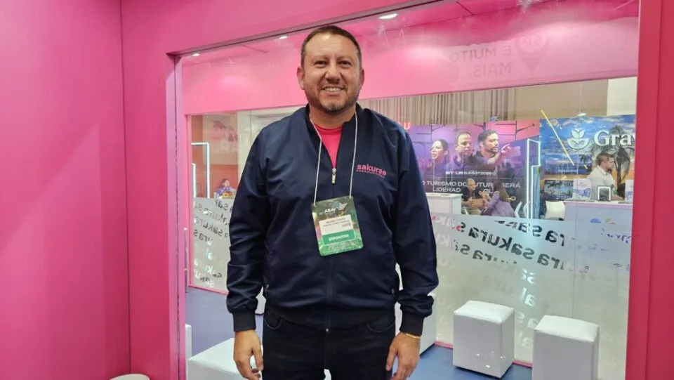 Com 84 m² e espaço interativo, Sakura amplia presença na Abav Travel