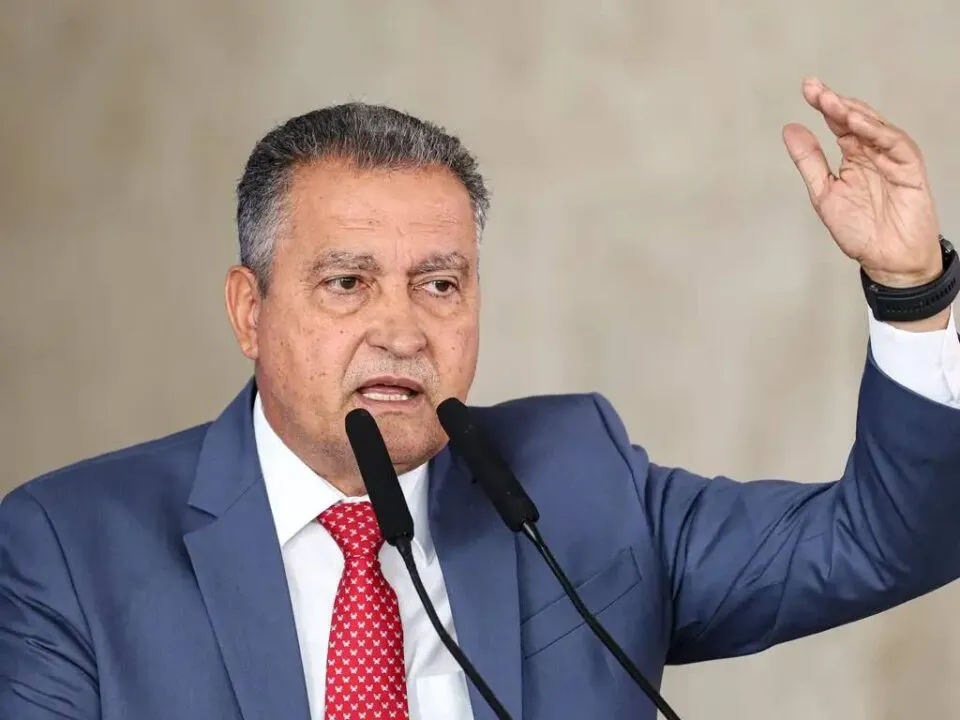 Governo vai dar crédito para ajudar empresas afetadas por chuvas em MG