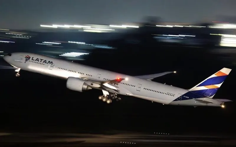 Latam e China Eastern iniciam compartilhamento de voos no Brasil