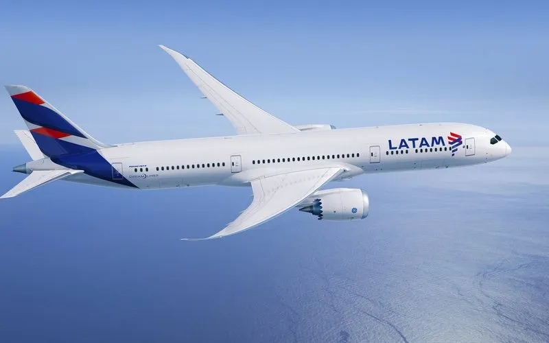 Latam estreia Wi-Fi a bordo em Boeing 787-9