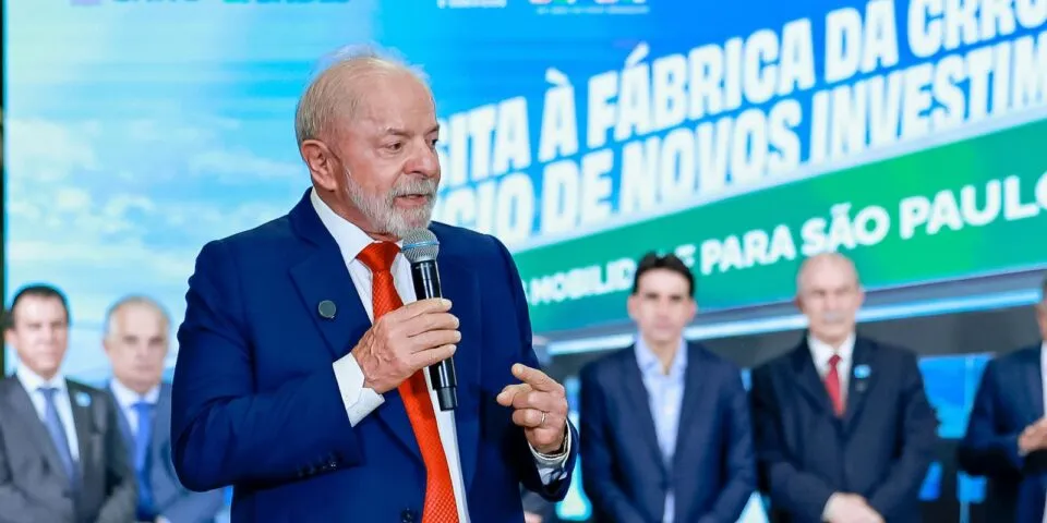 Lula defende parcerias externas para trazer novas tecnologias ao país