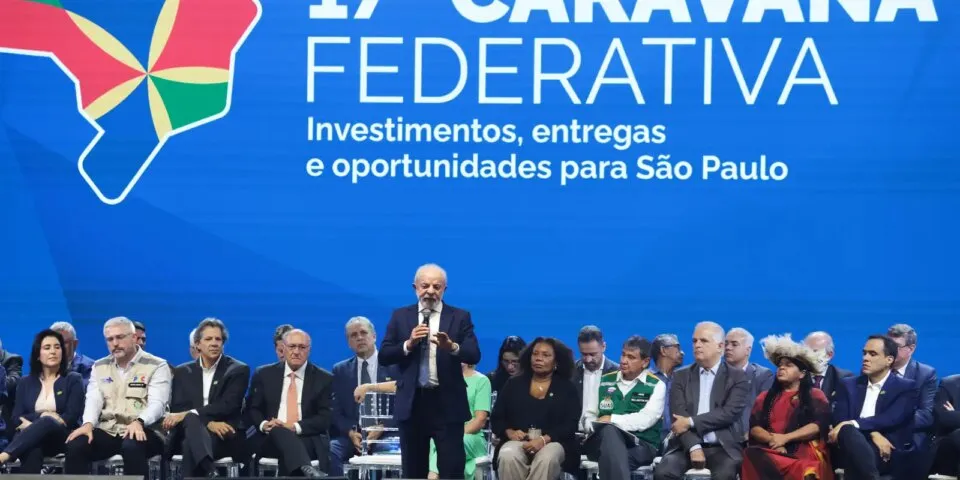 Lula questiona BC sobre corte da Selic: “esperava pelo menos 0,5%”