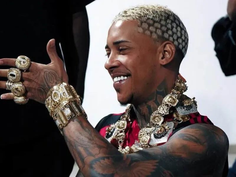 MC Poze do Rodo foi único a ser amarrado e agredido por bandidos que invadiram casa e roubaram joias