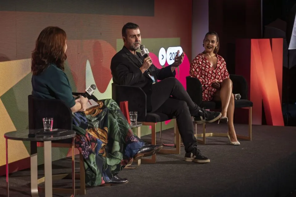 Netflix e Embratur criam guia para visitar cenários de séries