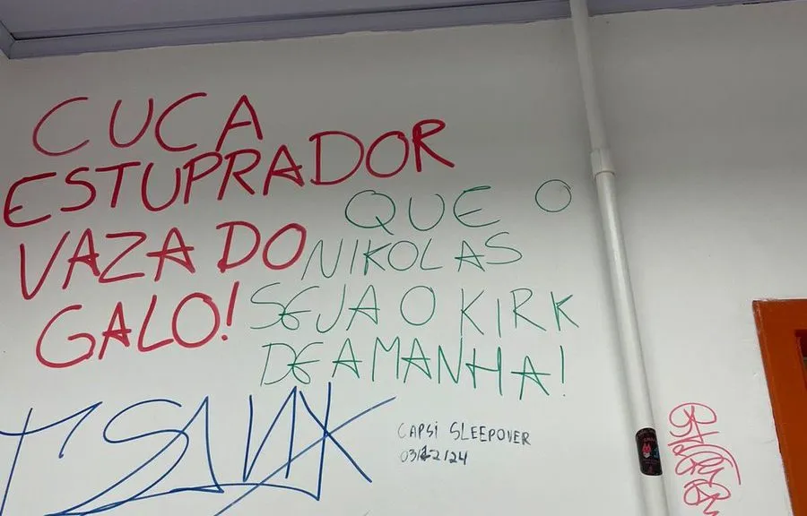 Pichação na UFMG sugere matar Nikolas Ferreira e o compara com Charlie Kirk