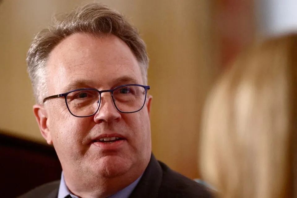 Presidente do Fed de NY diz ser cedo para prever impacto de guerra na inflação