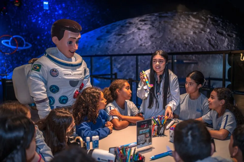 Space Adventure inaugura laboratório para crianças