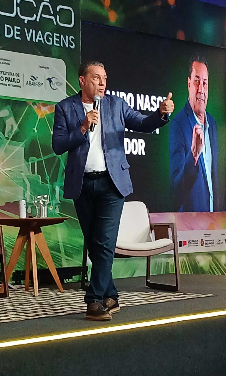 Vanderlei Luxemburgo inspira agentes na Abav TravelSP