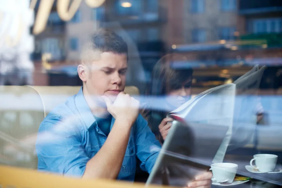 Você adia decisões? Isso pode travar a sua carreira; 5 passos para sair desse ciclo