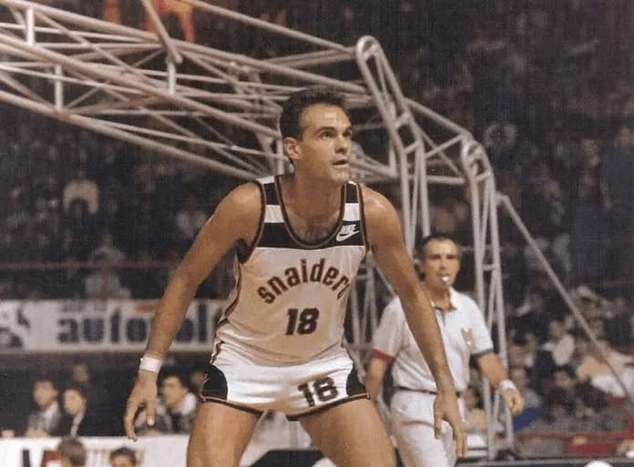 ‘Maior ídolo do basquete brasileiro’