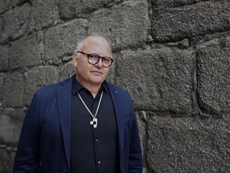 “50 Anos-Luz”: Guilherme Arantes celebra cinco décadas de carreira em turnê nacional