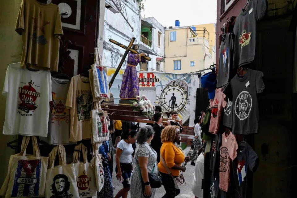 Brasil, Espanha e México anunciam ampliação de ajuda a Cuba em meio a pressão dos EUA