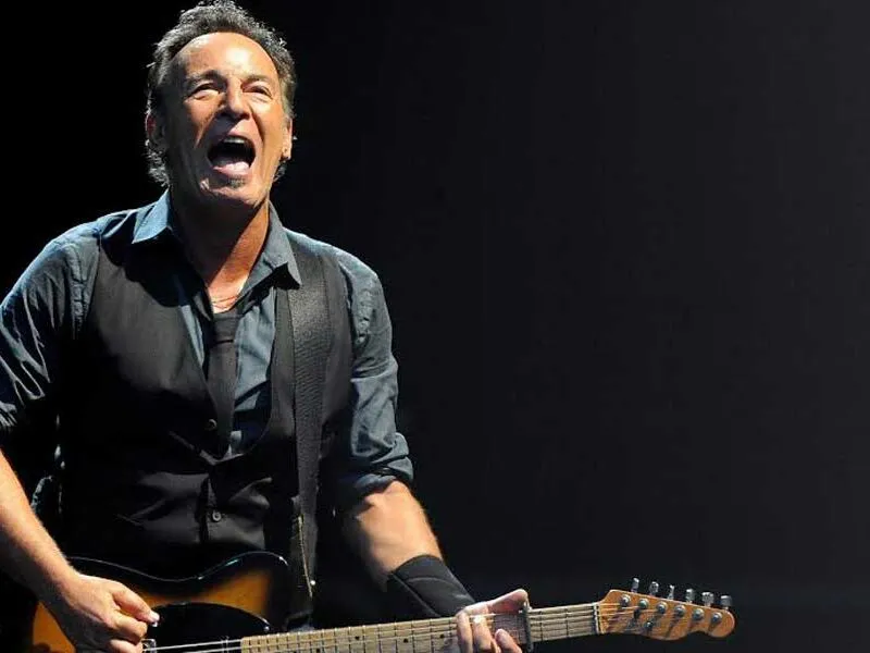 Bruce Springsteen lamenta morte de violinista: “Estamos de coração partido”