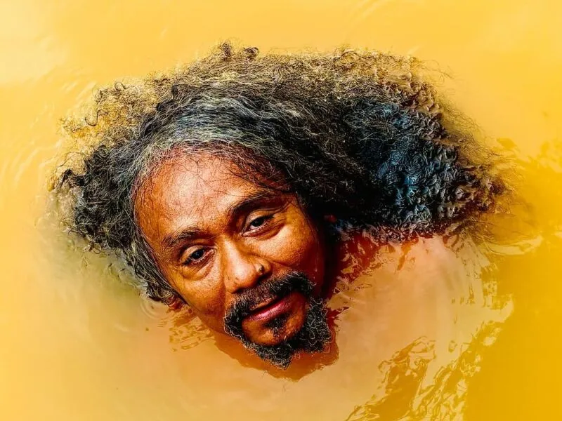 Chico César estreia turnê de “FOFO”, seu novo álbum de inéditas, no Teatro do Parque