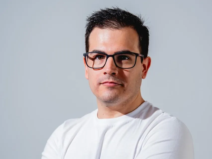 Decolar anuncia Roberto Rizo-Patrón como diretor Comercial de Produtos em Destino em 2026