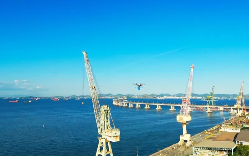 Drones testam entrega de documentos a navios offshore no Rio de Janeiro