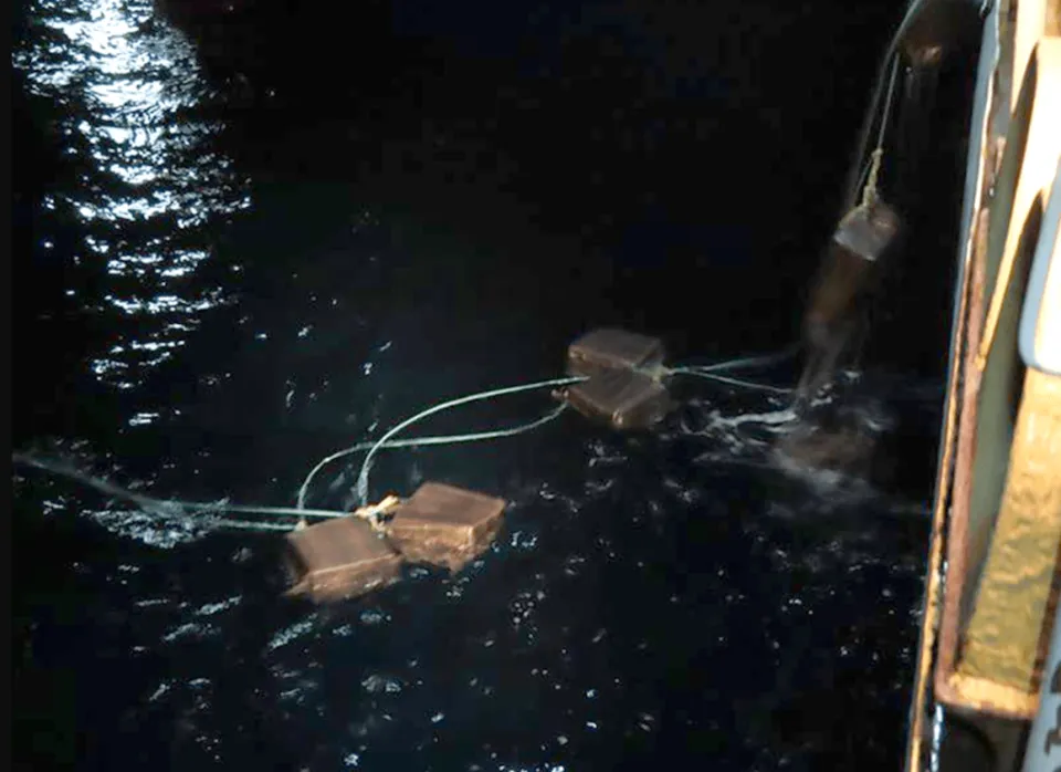 EUA anunciam ataque a dois barcos supostamente a serviço do narcotráfico no Pacífico