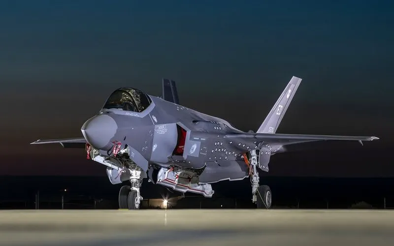 Indefinição pelos caças F-35 no Canadá continua e Gripen entra no radar