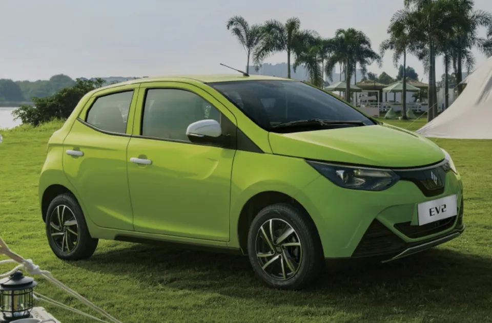 JMEV EV2 chega ao Brasil como o carro elétrico mais barato do mercado