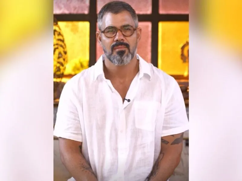 Juliano Cazarré vê lado positivo em ser ‘cancelado’: ‘Couro vai ficando mais grosso’