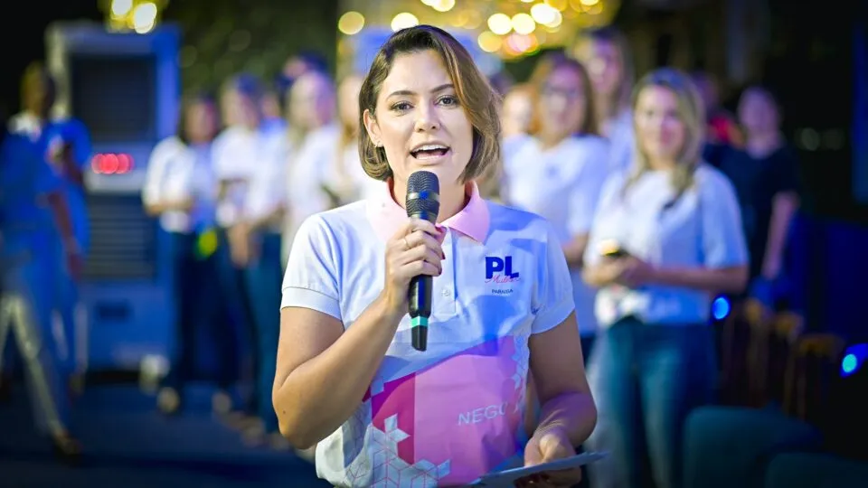 Michelle diz que PL não deu aval para pré-candidatura de Izalci ao governo do DF
