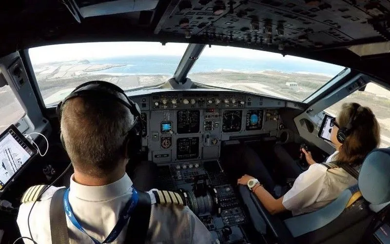 O que fazer para se tornar um piloto de avião?