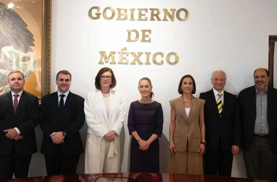 Presidente do México e CEO da Petrobras discutem aliança entre estatais