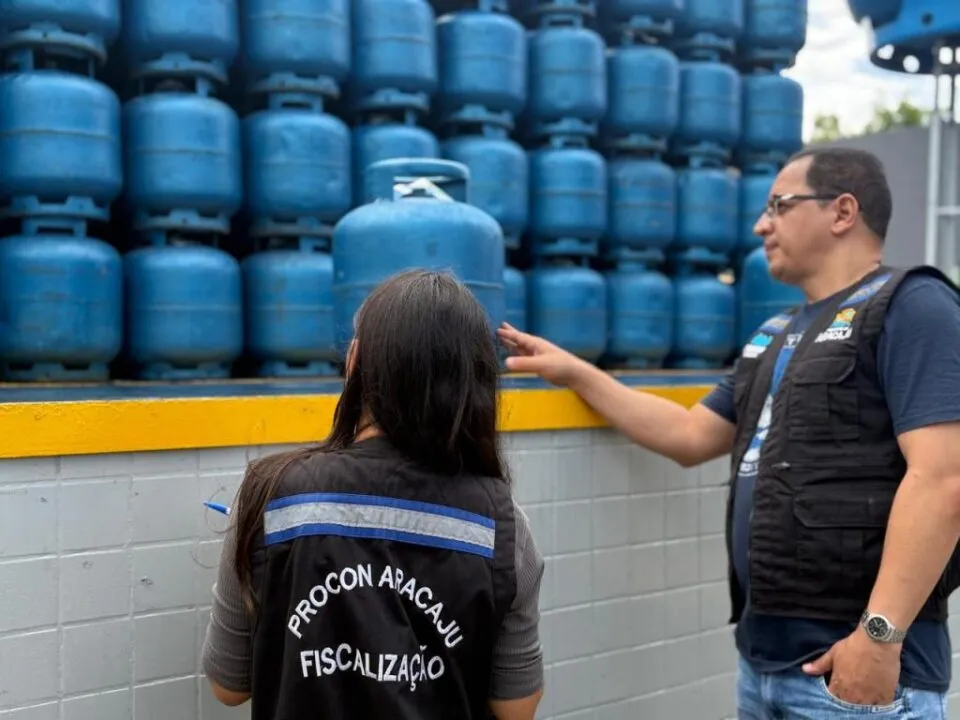 Preço do gás de cozinha em Aracaju varia entre R$ 107 e R$ 132, aponta Procon