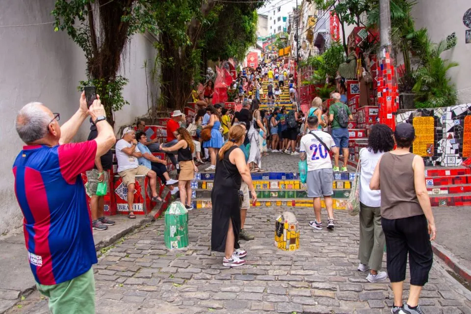 Rio bate novo recorde e lidera chegada de turistas estrangeiros