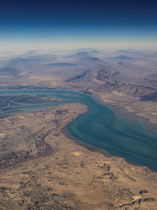 Selic alta e ‘fator Trump’ seguram o dólar sob tensão no Oriente Médio, diz Rio Bravo