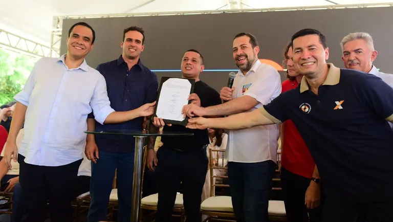 “Um governo que trabalha pelo povo”, diz ministro do Turismo