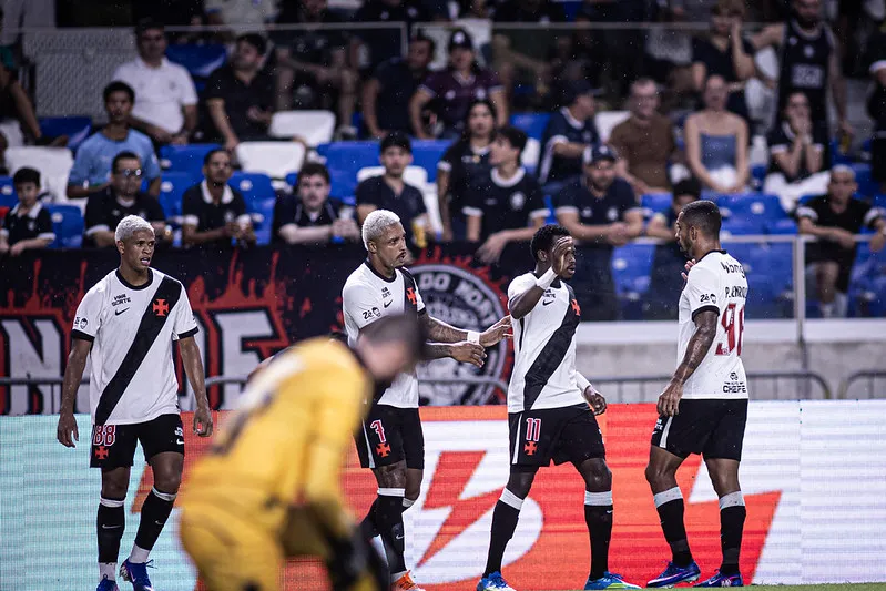 Veja onde assistir, horários e escalações