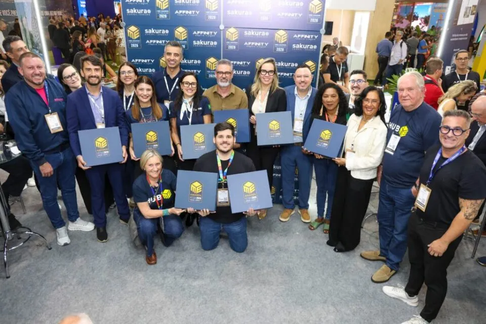 Vencedores do M&E Awards 2026 são premiados durante a WTM-LA 2026; veja fotos