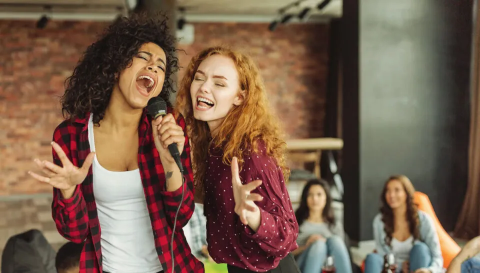 Virundum, ou por que nossos crebros insistem em cantar errado?