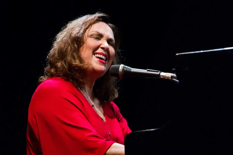 Projeto Seis & Meia traz Jane Duboc e Nico Rezende para Maceió