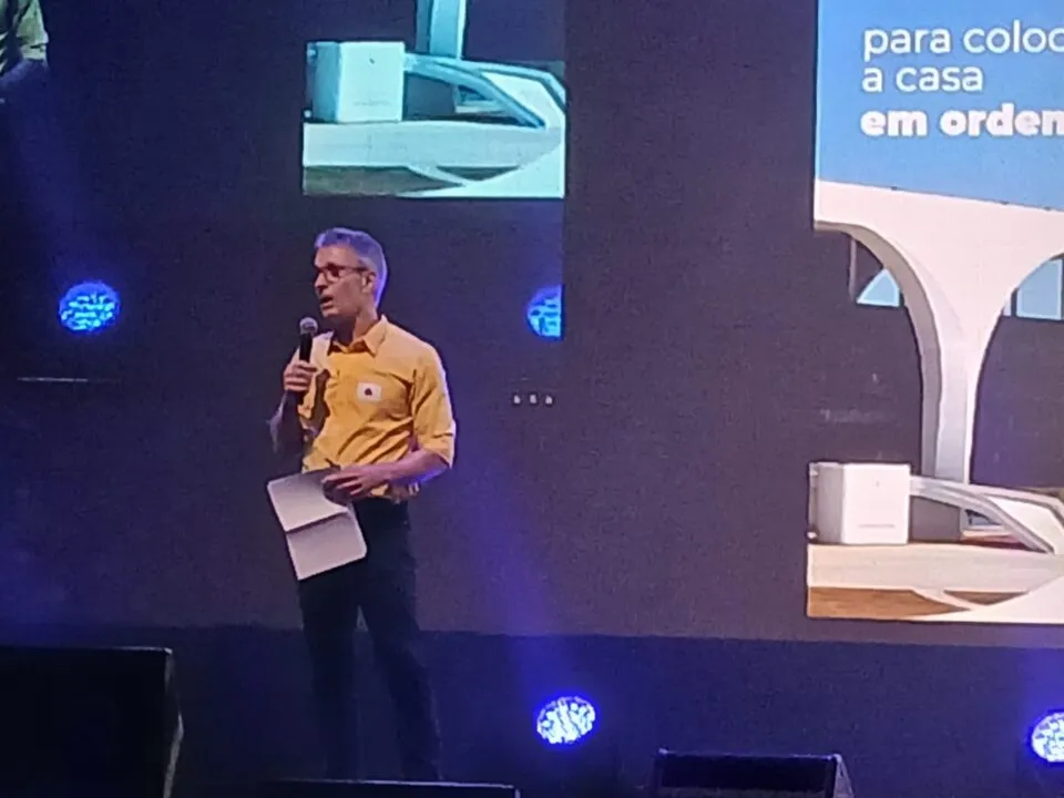 “a corrupção está correndo solta”