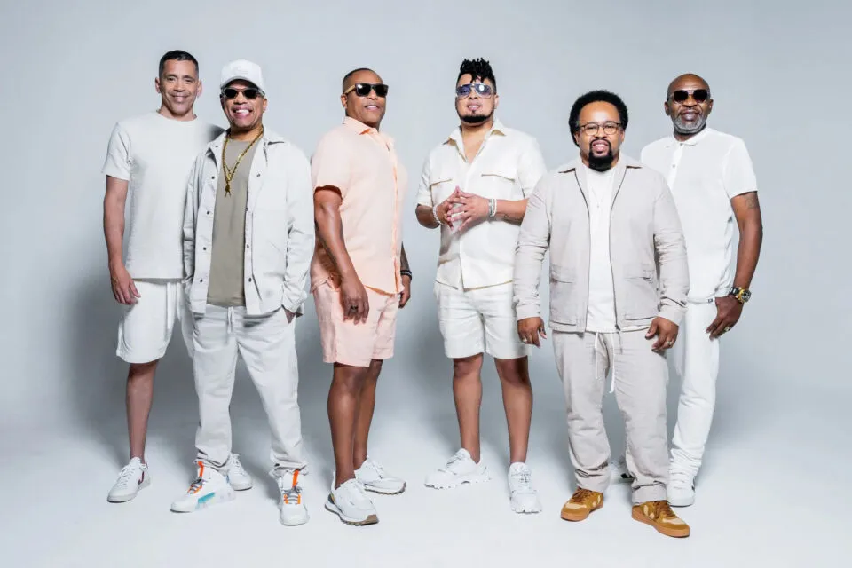 Grupo Revelação se apresenta em Maceió no projeto “Bem Feitinhos Convida”