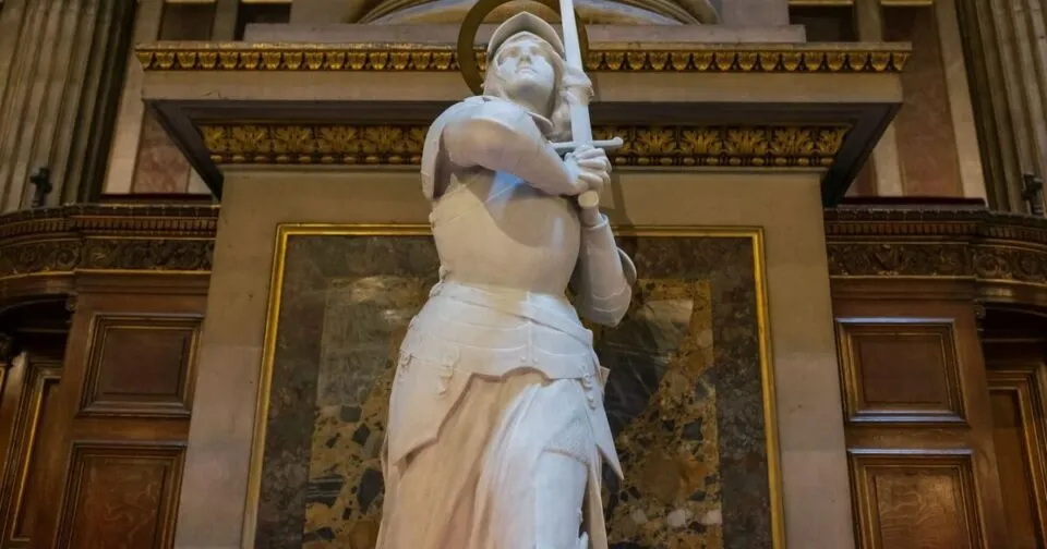 3 orações para o Dia de Santa Joana d’Arc