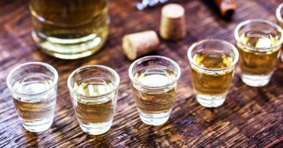 6 tipos de cachaça e como harmonizá-los com diferentes pratos
