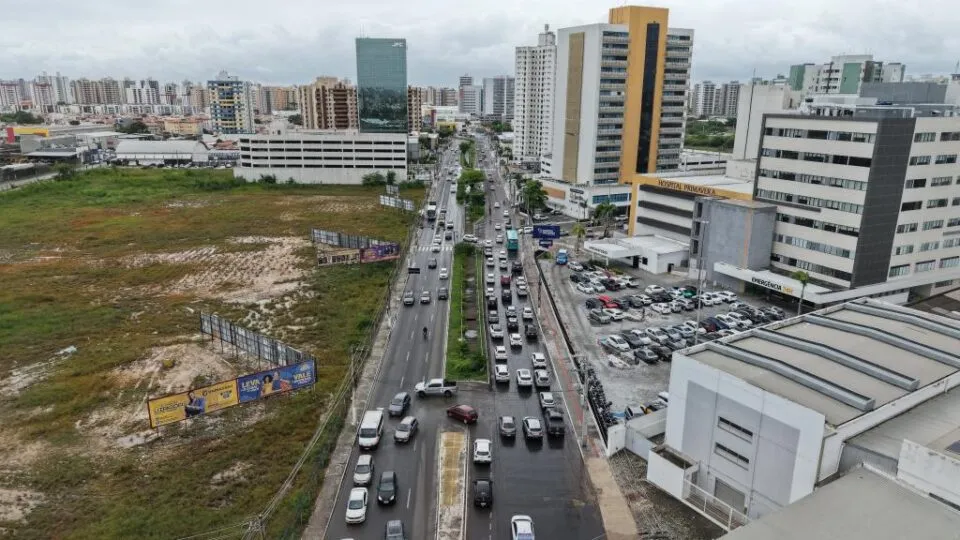 Av. Ministro Geraldo Barreto Sobral passa por recapeamento e terá bloqueios parciais